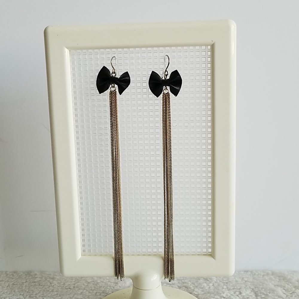 Bow dainty long earrings